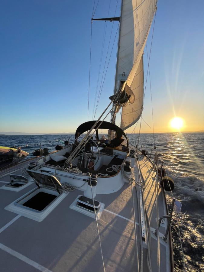 Sailboat B&B On Board CTA Eksteriør billede